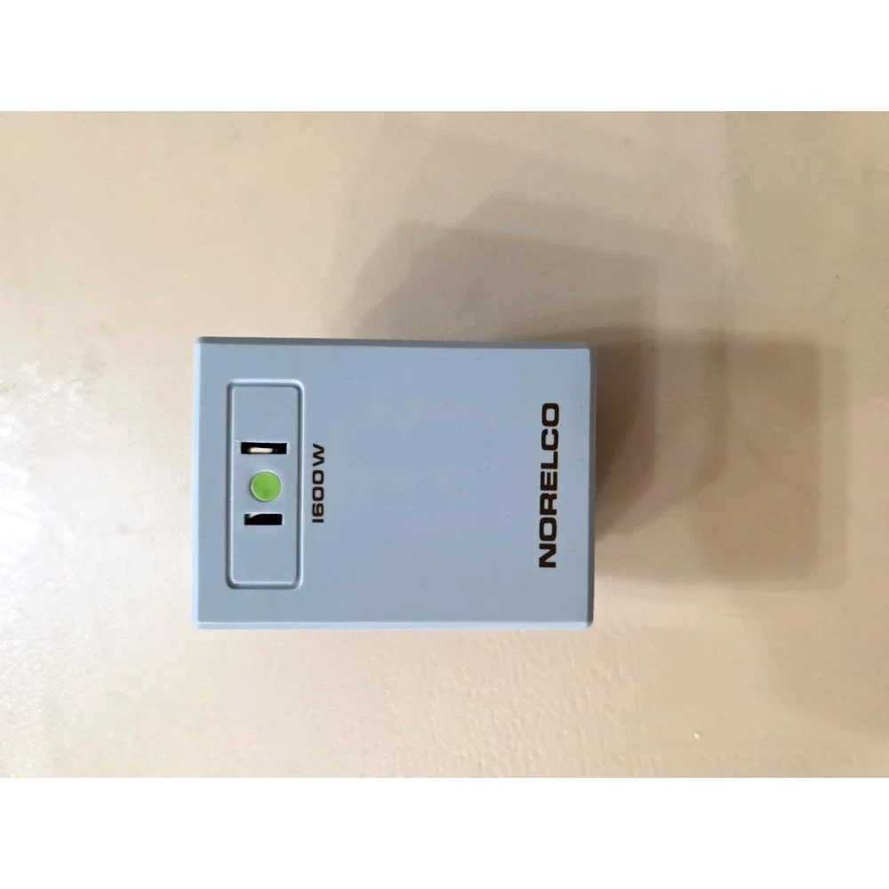 Norelco Travel Care TK1 Plug International European Travel Converter Adapter Kit